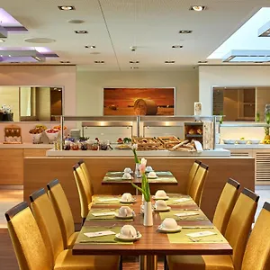 4* فندق إتش+